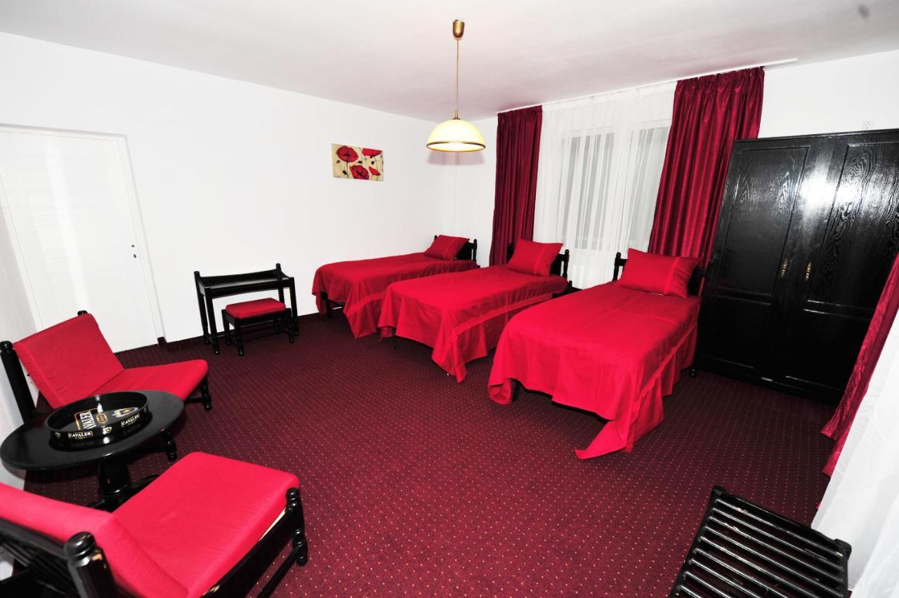 יאשי Copou Inn מראה חיצוני תמונה