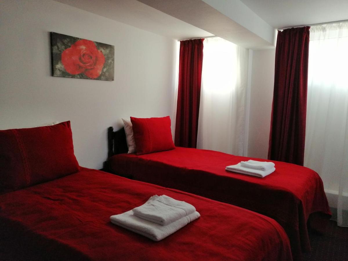 יאשי Copou Inn מראה חיצוני תמונה