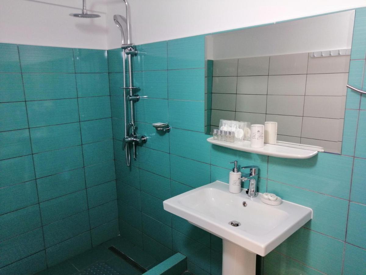 יאשי Copou Inn מראה חיצוני תמונה