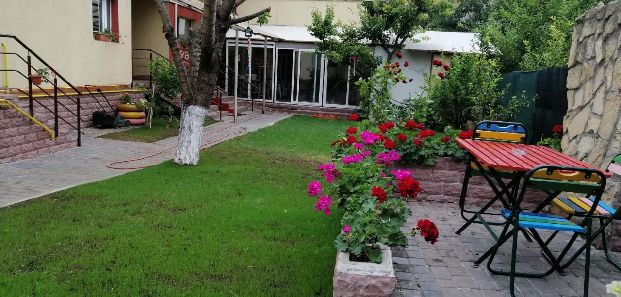 יאשי Copou Inn מראה חיצוני תמונה