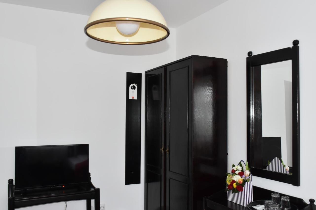 יאשי Copou Inn מראה חיצוני תמונה